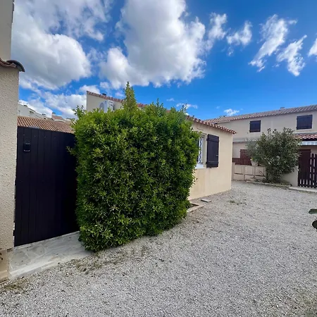 Feriehus Maison Avec Parking - Patio - 4 Personnes - Proche Et Wifi Le Grau-du-Roi
