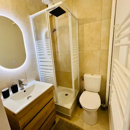 Maison Avec Parking - Patio - 4 Personnes - Proche Et Wifi * Le Grau-du-Roi